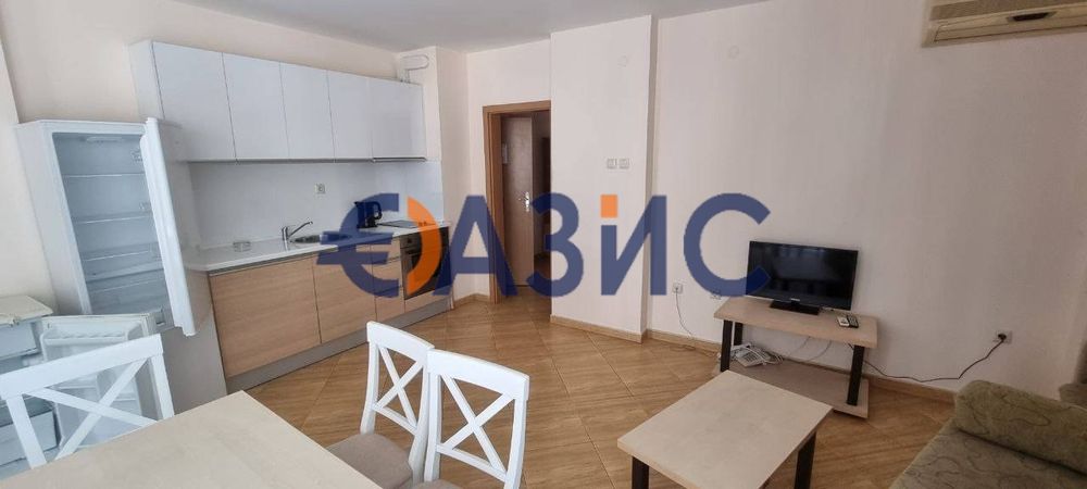 Продава се Тристаен апартамент в к.к. Слънчев бряг - 110 кв.м за 903 €/кв.м - Снимка #8