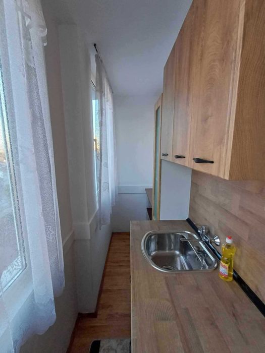 Дава се под наем Двустаен апартамент в Пловдив, Кършияка - 65 кв.м за 382.5 € - Снимка #3