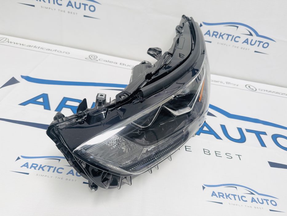 Far stanga led Toyota Highlander cod 10100-8A06K