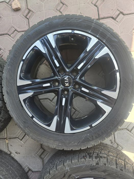 Продам диск на Kia K5