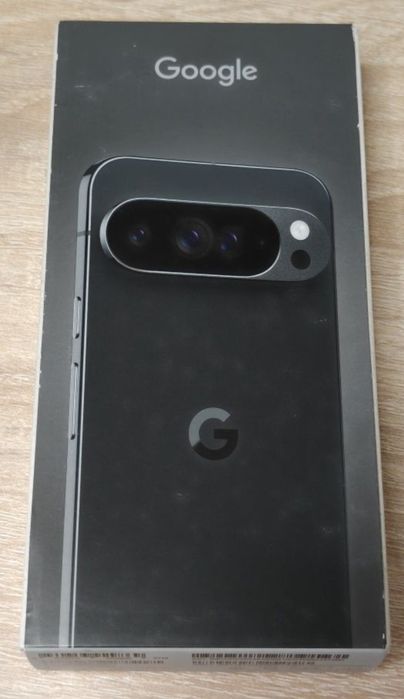 Vând Google Pixel 10 Pro XL, black, 16/256 GB
