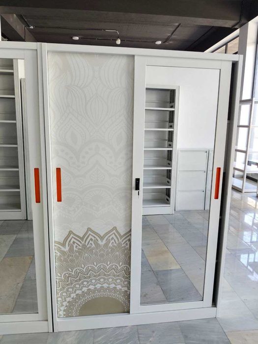 Шкаф /Naqshli kiyim javoni/ Shkaf temir / Гардероб/Xodimlar shkafi