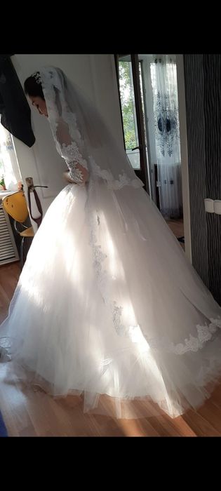 Свадебный платье