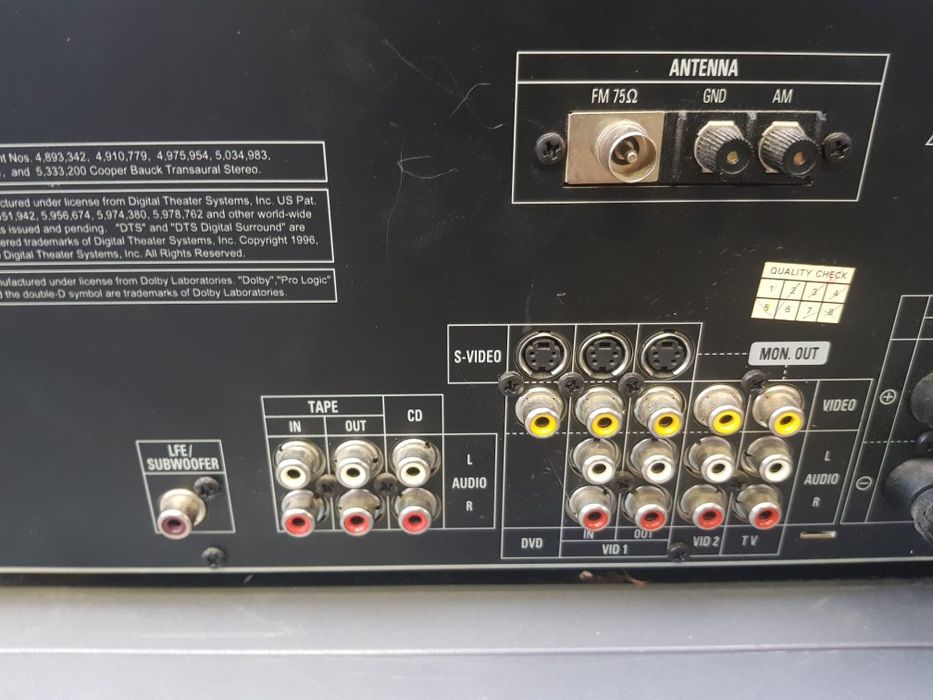 Vand amplificator home theater Harman Kardon AVR 1500