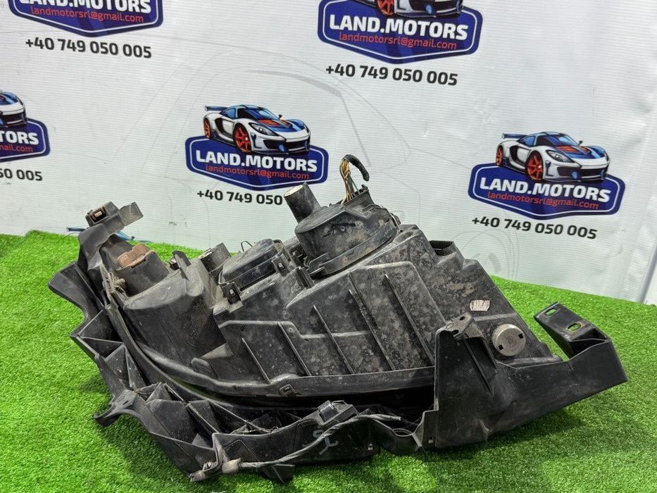 Far uk stanga 2008 bmw 318i seria 3 e90 lci 2.0 benzina cod oem 63116942724 89311650 2011-2019