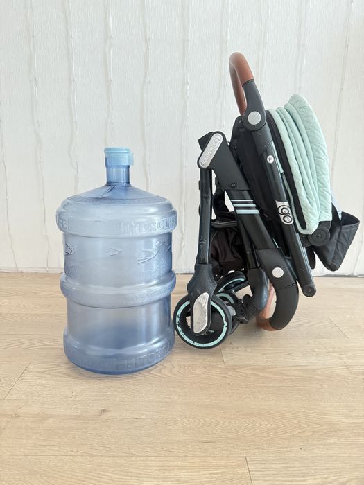 Коляска бебисинг компактная