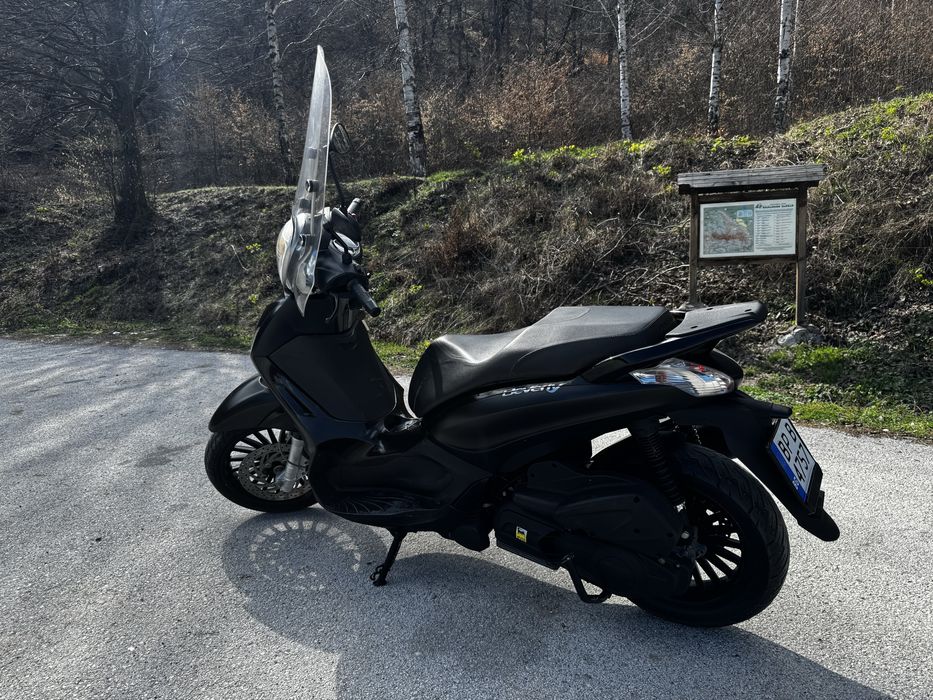 Мотор/Скутер/Пиаджо Piaggio Beverly 300i 2016г.