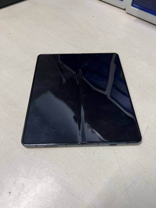 Display original samsung fold 4 / fold 5