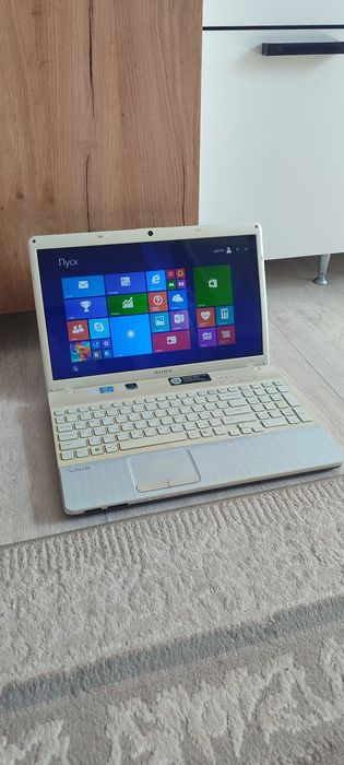 Продам ноутбук Core i5 состояние отлично