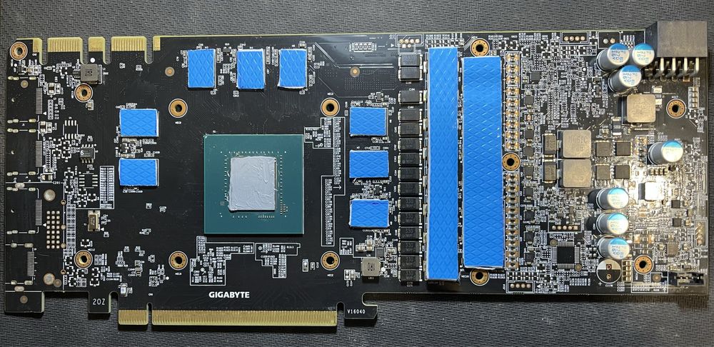 Майнинг ферма на 18 видеокарт