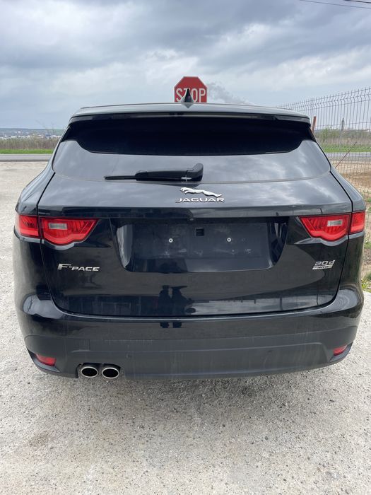 Fata completa Jaguar F Pace
