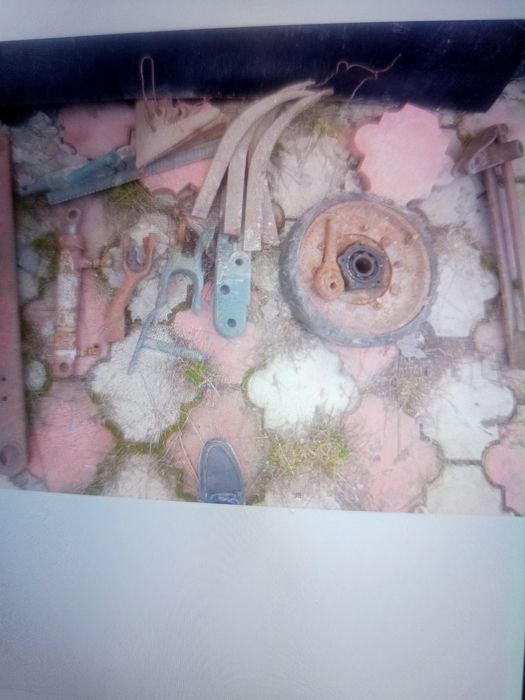 Продам  зап.части на трактор,