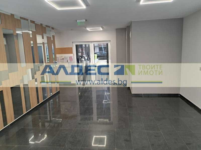 Продава се Тристаен апартамент в София, Манастирски ливади - 101 кв.м за 3298 €/кв.м - Снимка #16