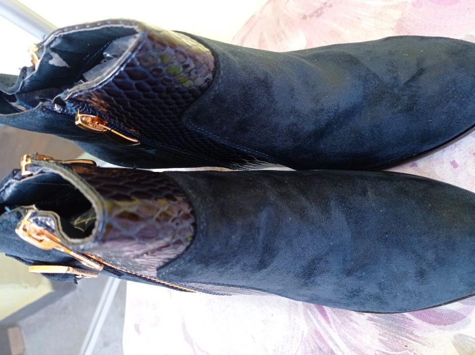 Велурени елегантни боти