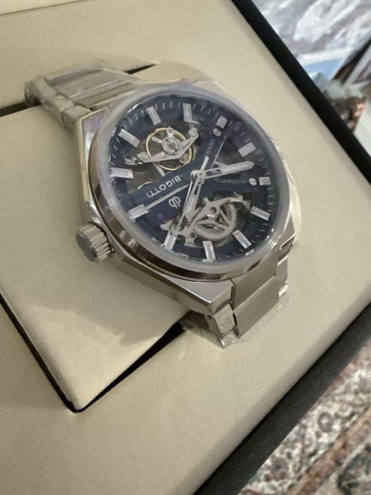 Часы мужские новые