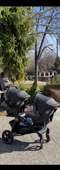 Бебешка количка за близнаци