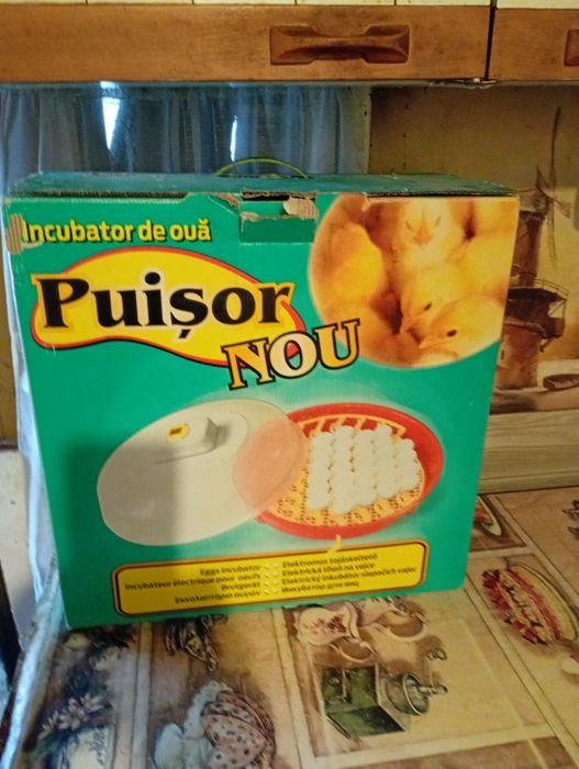 Incubator pui de vînzare puțin folosit