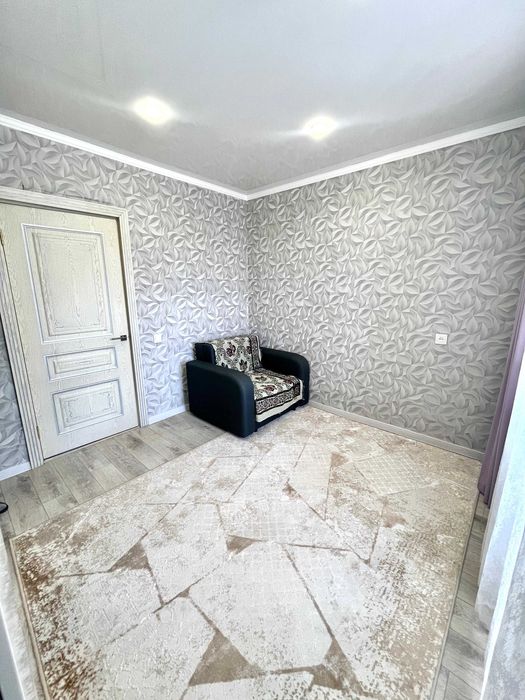 Продаётся 4 комн квартира