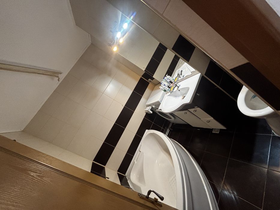 Se cauta colega de apartament