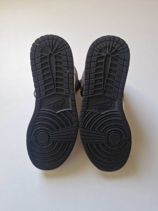 Jordan 1 Retro High Dark Mocha оригинални кецове