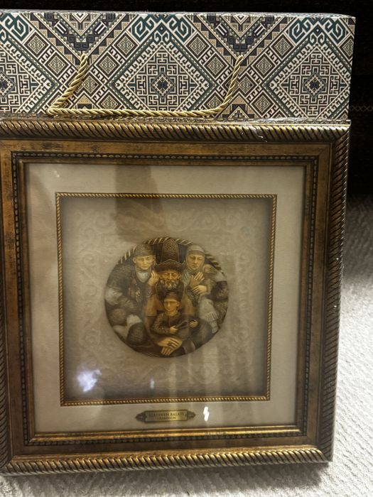 Empire картина в коробке