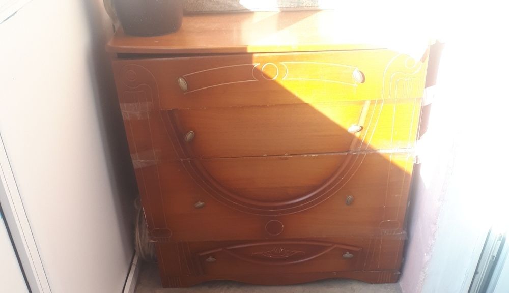 Продам комот с тумбами