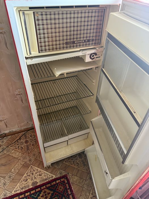 Продам холодильник