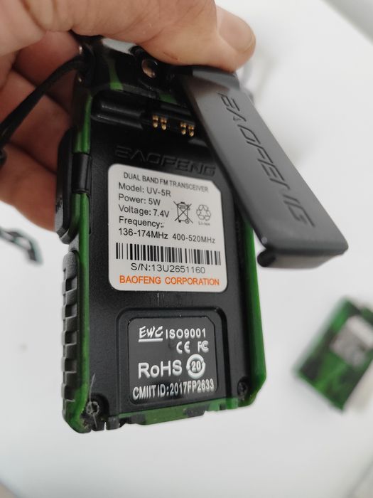 Продам рацию Baofeng uv-5r (Баофенг)