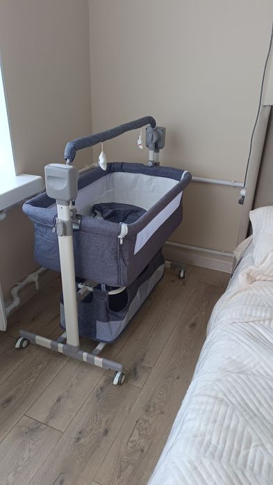 Манеж почти новый