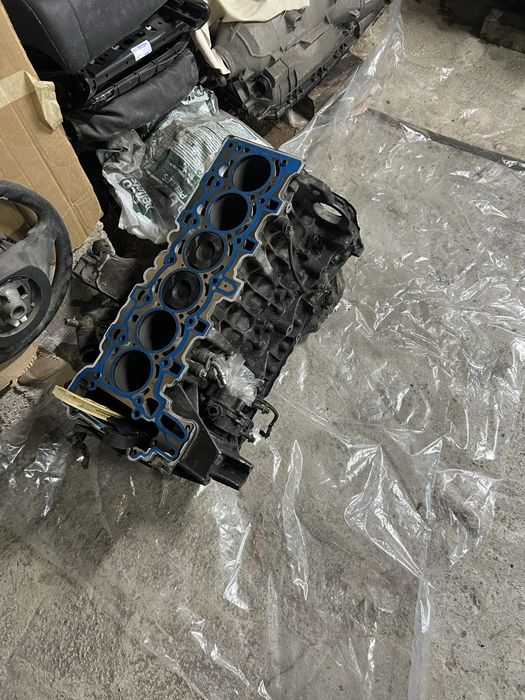 Двигател БМВ N53B25A на части