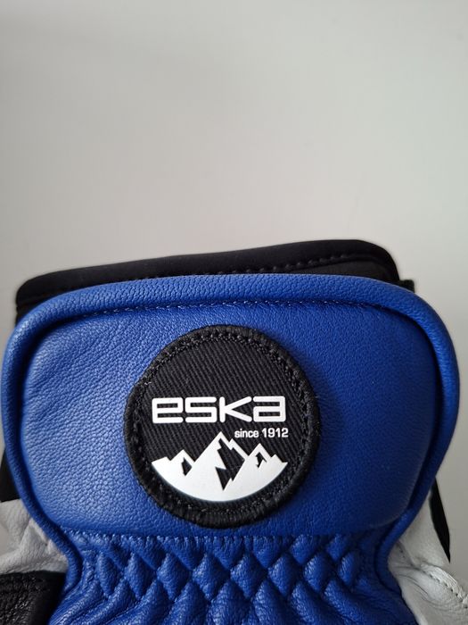 Продавам нови кожени ръкавици за зимни спортове ЕСКА