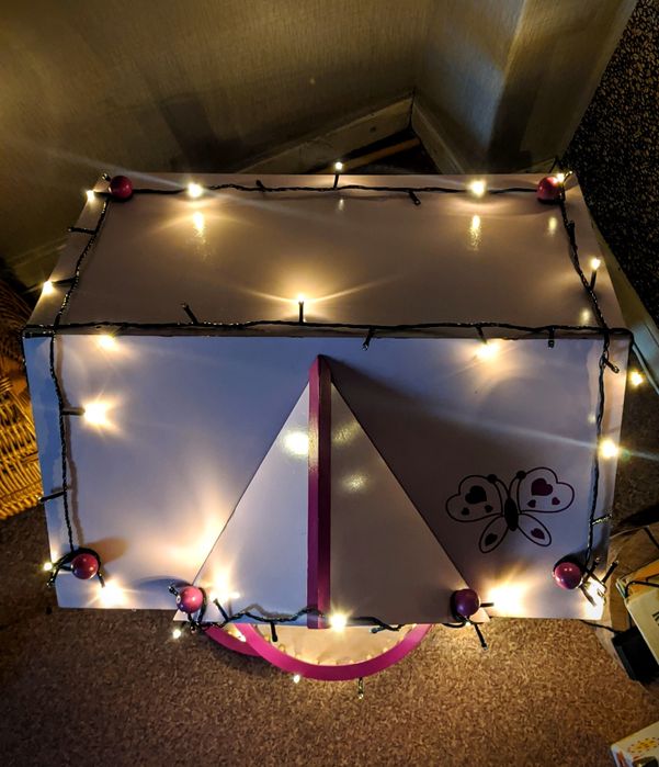 Домик игрушечный