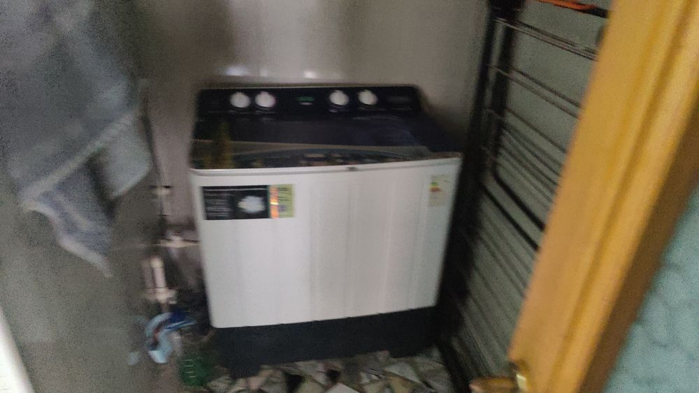 Xovli uy sotiladi shahar markazida