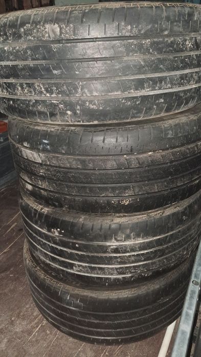 Продам шины летние R18