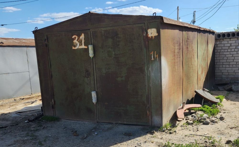 Продается гараж железный