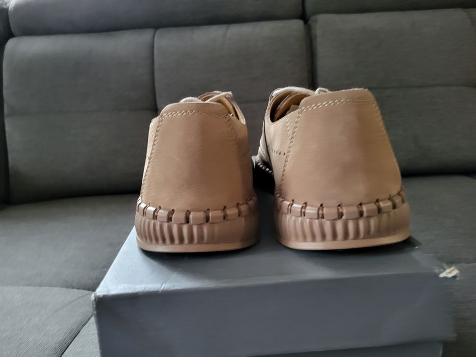 Продам мужские туфли ECCO.
