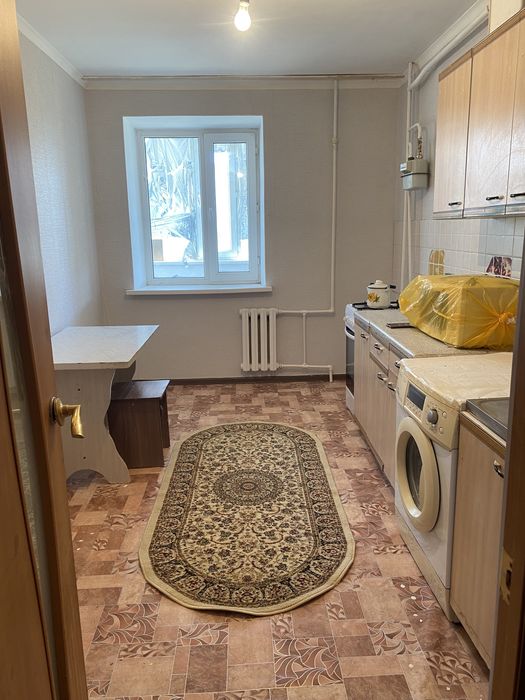 Сдам 2- х комн.кв в 12мкр.