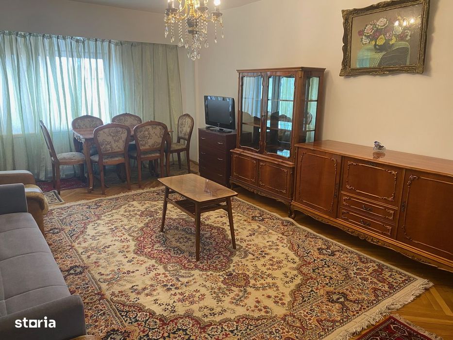 Apartament 2 camere+living, P-ta Stefan ce Mare, zona Teatru, cu garaj