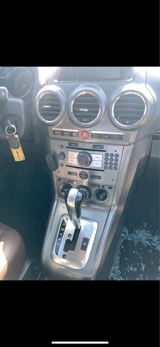 Opel antara на части