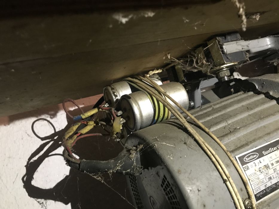 траш машина кожа