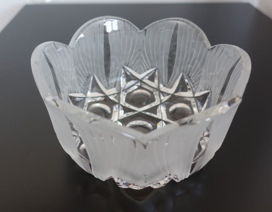 Кристална купа 18 см. диаметър