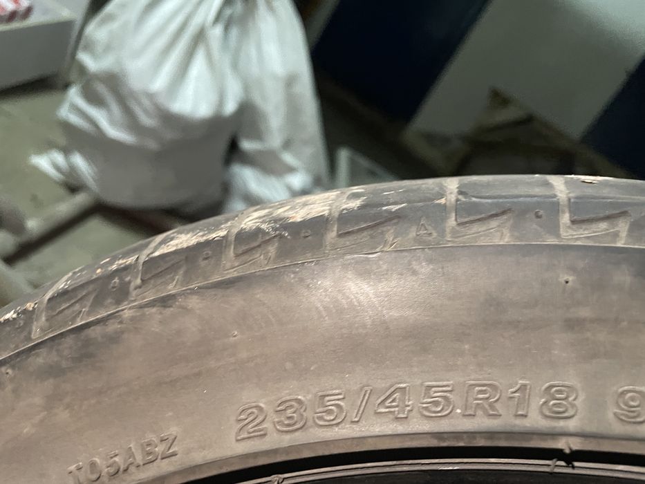 Летние шины 235/45/R18