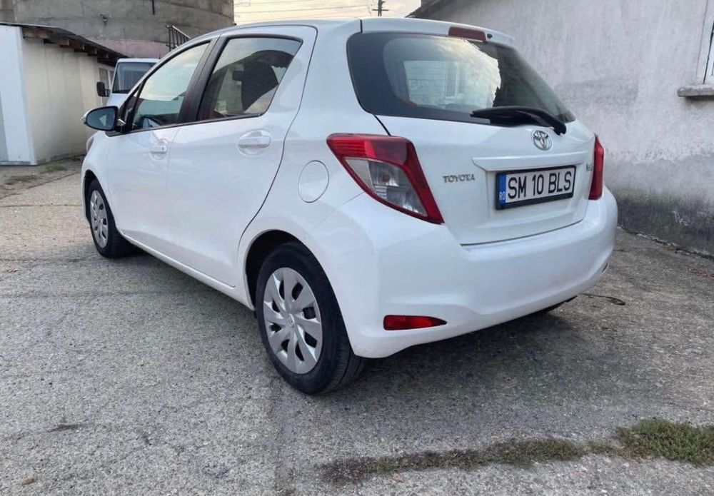 Toyota yaris benzină 1.33