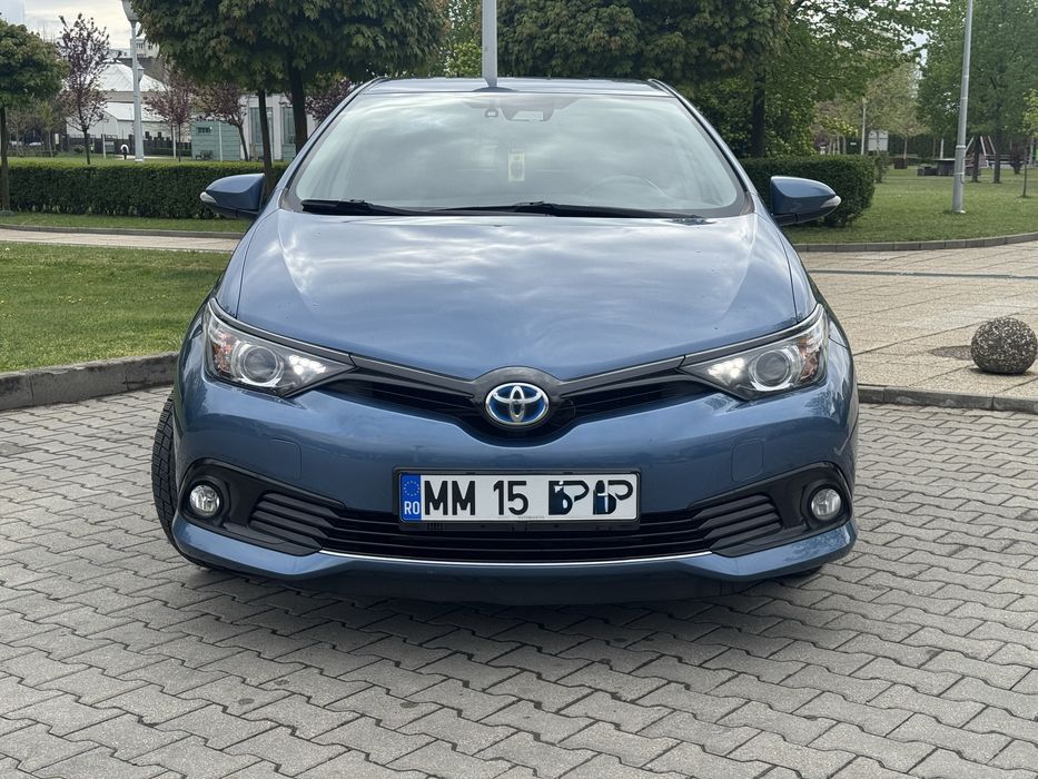 Toyota auris 2019 1.8 hybrid benzina inmatriculata recent