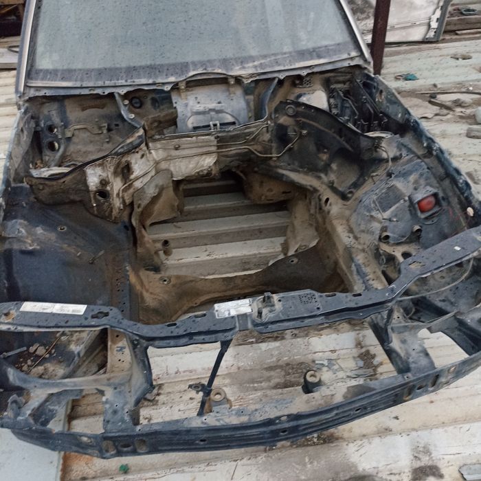 Кузов на Мерс 124