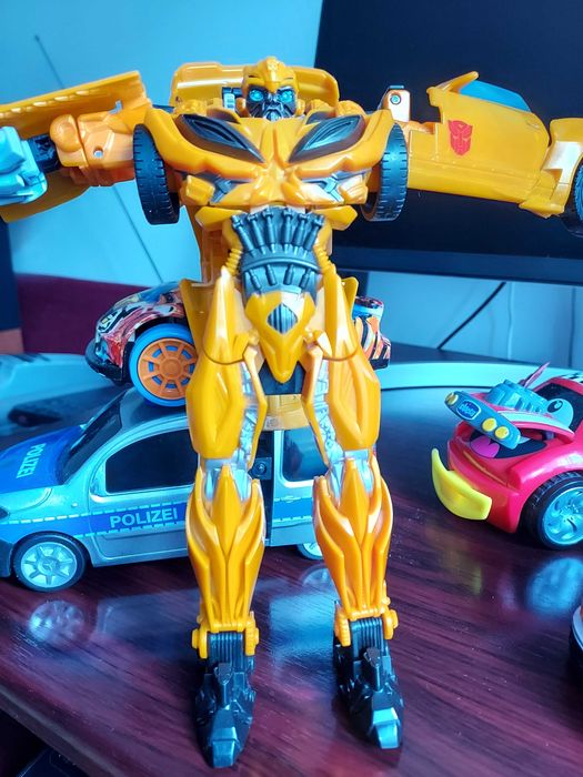 jucarii in stare foarte buna