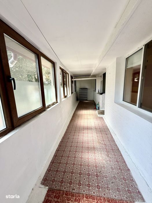 3 camere 75mp Parter zona Garii