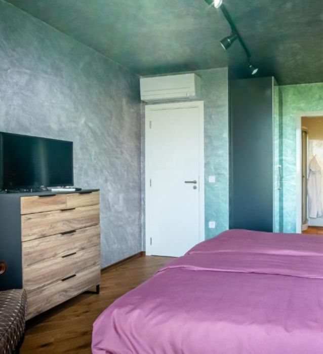 Продава се Тристаен апартамент в Варна, ВИНС - 108 кв.м за 3982 €/кв.м - Снимка #10