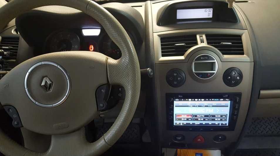 Reducere – Navigație Android 15 Megane 2 Dedicată – CarPlay, QLED, DSP