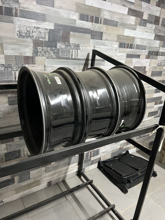 Легкосплавленные диски R20